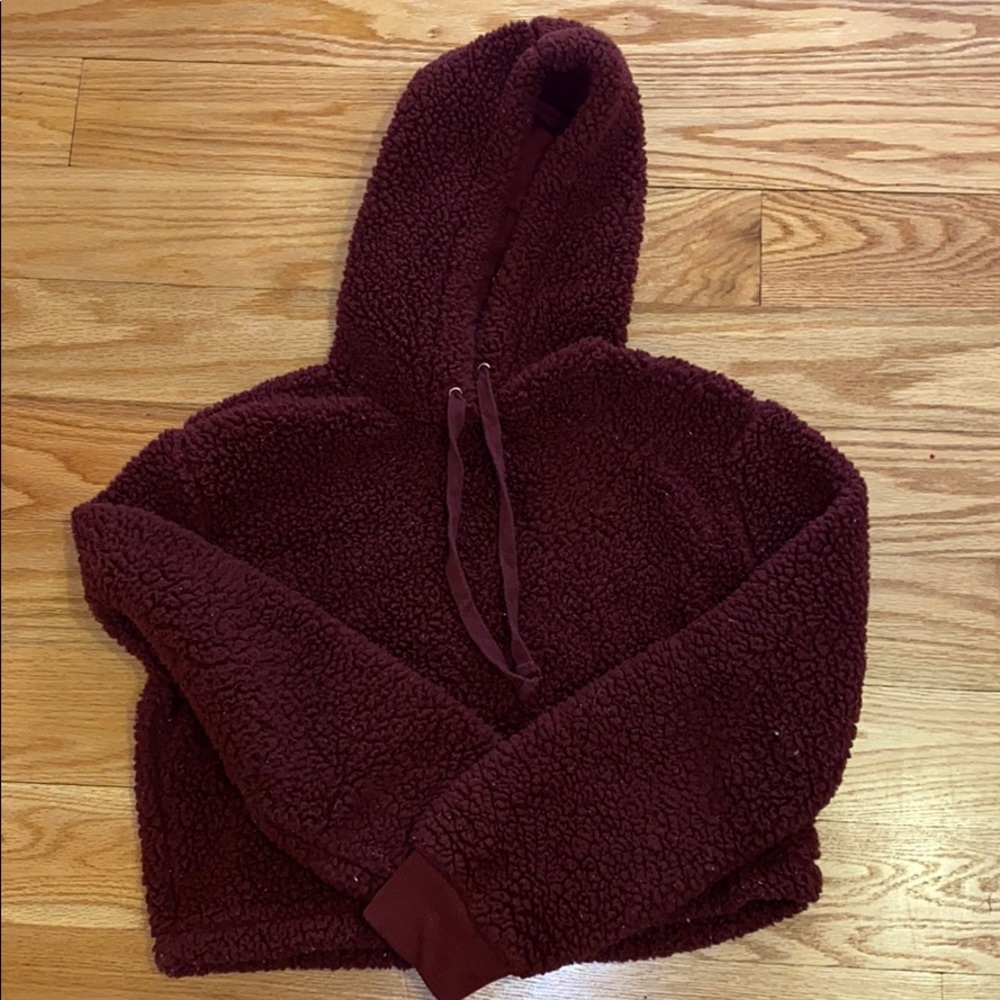 Cropped teddy bear sweatshirt